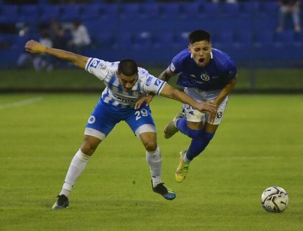 Sol de América celebra su primera victoria con Guiñazú | 1000 Noticias