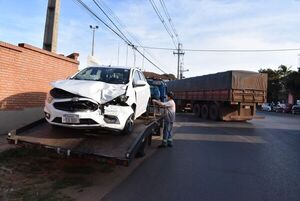 Tractocamión ocasiona accidente en San Antonio - Nacionales - ABC Color