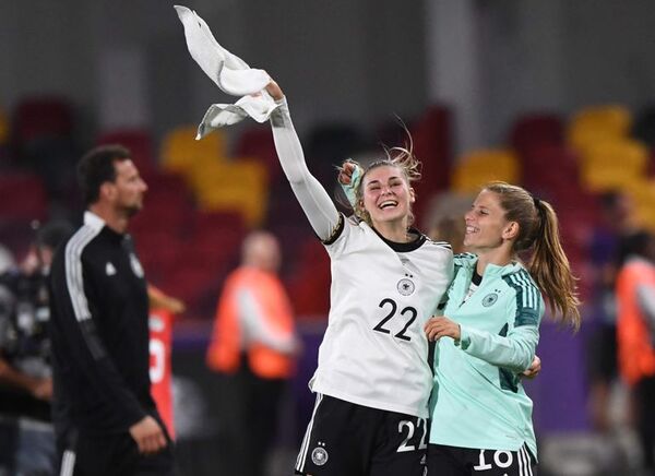 Alemania se deshace de Austria a palos - Fútbol Internacional - ABC Color