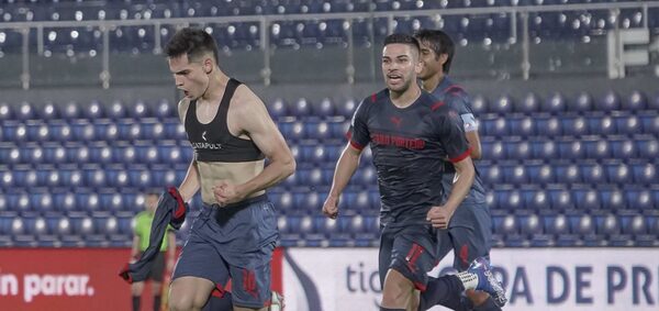 Versus / Damián Bobadilla habla de un "compromiso especial" por ganar el Clausura - Paraguaype.com