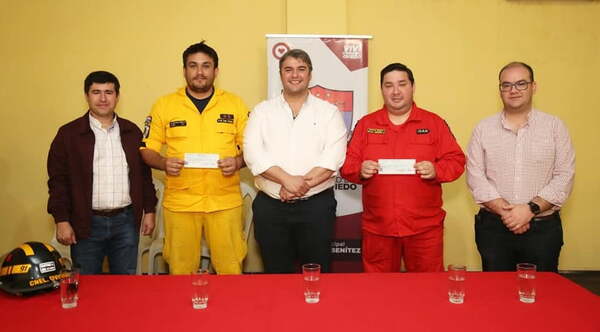 Municipalidad transfiere fondos a Bomberos Voluntarios - Noticiero Paraguay