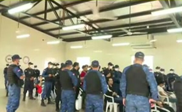 Inicia lectura de sentencia a los 24 reos acusados de masacre - C9N