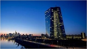 El Banco Central Europeo sube en un 0,50% los tipos de interés porcentual después de once años | 1000 Noticias