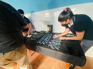 Tobatí: Desarticulan “supermercado” de crack y cocaína - Nacionales - ABC Color