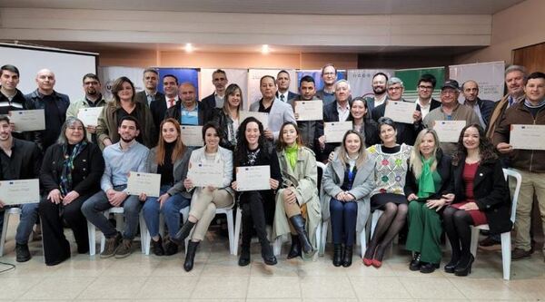 Reconocieron a empresas e incubadoras beneficiarias del programa de oportunidades circulares