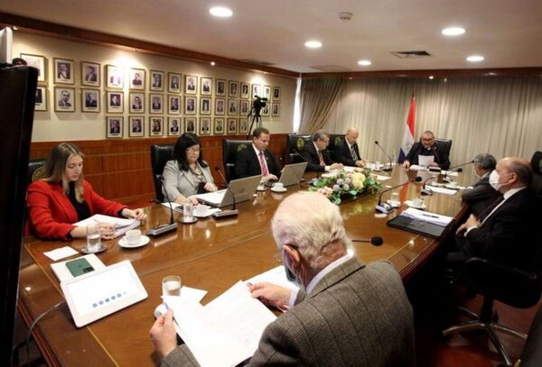 Corte investigará a funcionarios judiciales candidatos en internas - Radio Imperio