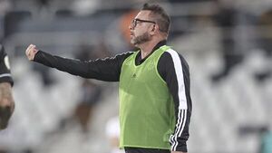 Atlético Mineiro destituye al técnico Antonio Mohamed