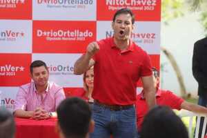 Diario HOY | Silvio Ovelar arremete: "Nadie va a dar orden de otro lado"