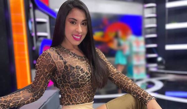 Crónica / Enseñará a las "chi" cómo ganar platita con sus fotos hot
