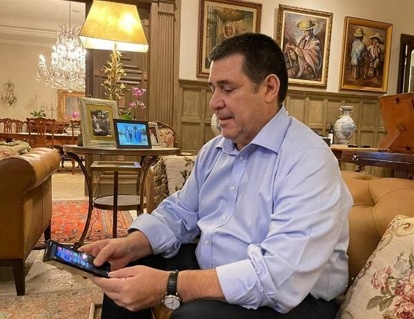 Secretario de Estado se expide sobre Cartes y lo cataloga como corrupto