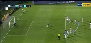 ¿Dudosa acción? ¿Se adelantó 'Kili' Rojas en el penal atajado ante Resistencia?
