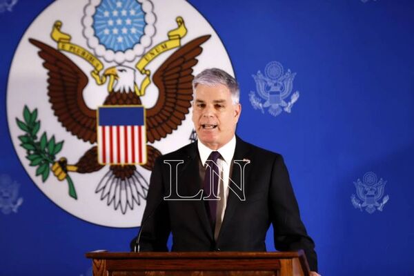 Embajador anuncia que deniegan ingreso de Horacio Cartes a EEUU