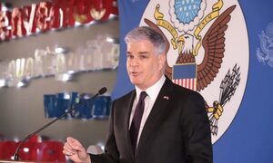 Decisión “política” de Estados Unidos beneficia al oficialismo para su campaña proselitista, aseguran