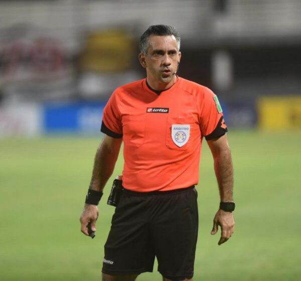 La tercera fecha y sus árbitros: Carlos Paul en el partido del puntero - Fútbol - ABC Color