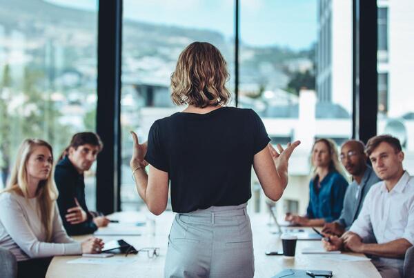 Las cinco claves para desarrollar tu diva corporativa | Columnas | 5Días