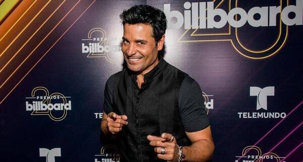 Crónica / Chayanne se rayó porque usan su imagen en campaña política