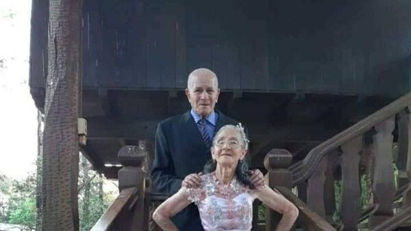 Abuelos festejan sus bodas de diamante en Caaguazú