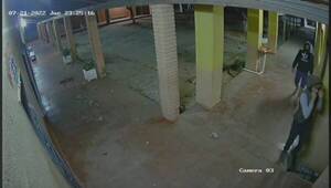 Crónica / [VÍDEO] Supuestos drogadictos robaron seis cámaras de circuito cerrado de una escuela