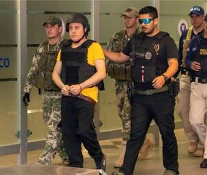 Extraditan a EE.UU. a supuesto narcopiloto mexicano capturado en Paraguay - Policiales - ABC Color