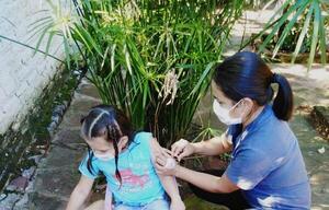 Instan a inmunizar a niños contra sarampión, rubéola y poliomielitis