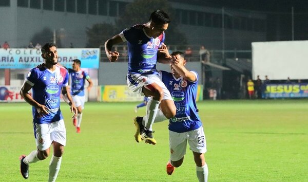 Pastoreo venció al líder San Lorenzo