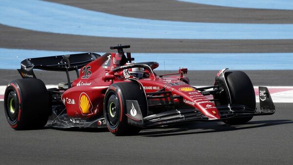 Leclerc saldrá primero en Francia