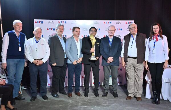 Cooperativa Colonias Unidas tiene el mejor stand Sector Agrícola de la Expo 2022 - Empresariales - ABC Color