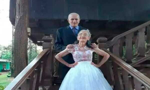 Abuelitos celebraron “boda de diamantes” y causaron furor