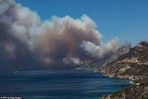 Diario HOY | Cientos de evacuados en isla griega de Lesbos por un incendio