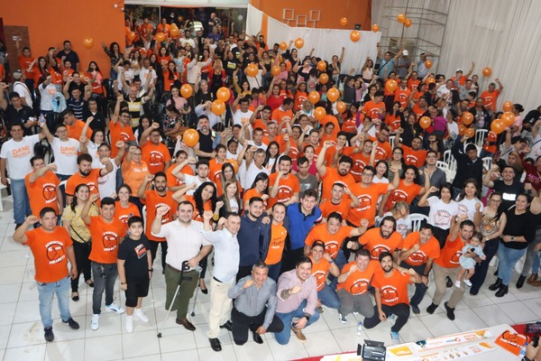 Equipo Juventud Mbarete Yo Creo oficializó apoyo multitudinario a los candidatos - La Clave