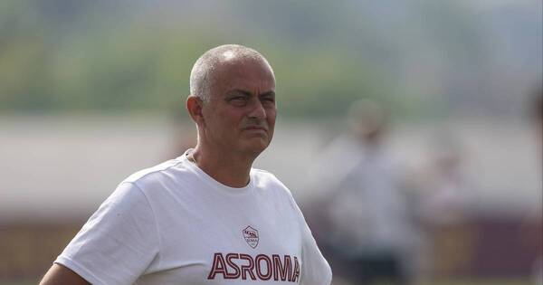 La Nación / José Mourinho fue testigo de una propuesta de matrimonio