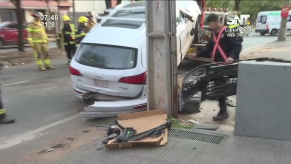 Accidente de tránsito dejó un herido en la avenida San Martín - SNT