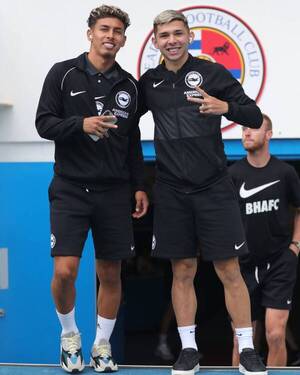 Crónica / Julio Enciso va ganando minutos en el Brighton