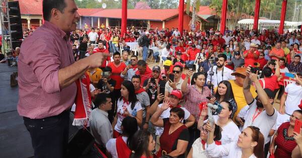 La Nación / Cartes fue advertido de que atentarían contra su vida