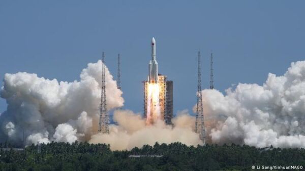 China lanza con éxito el segundo módulo de su estación espacial