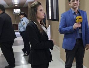 Tercer espacio garantiza votos a favor del juicio político a Sandra Quiñonez | 1000 Noticias
