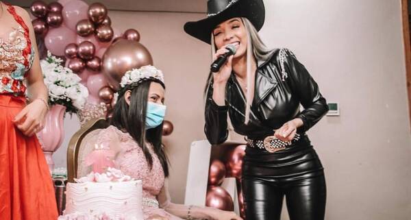 Crónica / [VIDEO] ¡Marilina le cumplió el sueño a la joven Andrea!