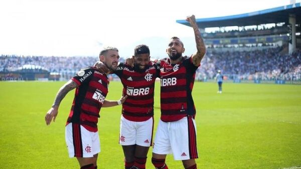 Arturo Vidal debuta en el Flamengo con victoria