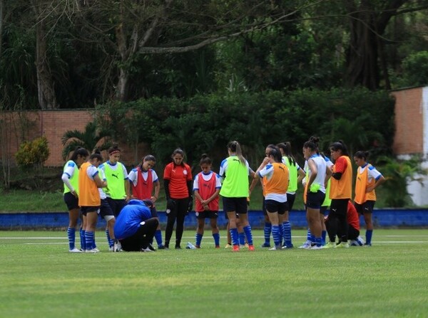 Con miras a las semifinales - APF