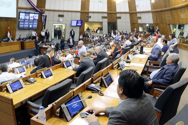 Juicio político a Sandra Quiñóñez: diputados liberales llanistas definen la votación - El Trueno