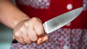 Mujer le cortó el cuello a un hombre y casi lo mata en un motel de Coronel Oviedo - Noticiero Paraguay
