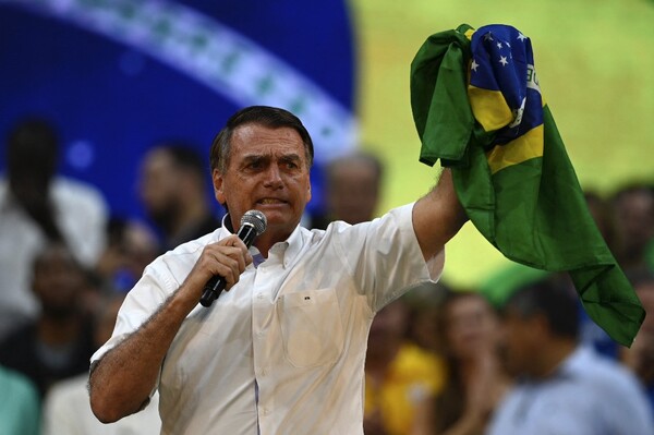 Diario HOY | Bolsonaro se lanzó a la reelección con ataques a Lula y la Corte Suprema
