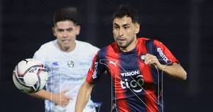 La Nación / Cerro manda arriba y Carrizo se luce con un golazo