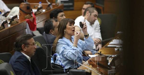 La Nación / Estudio de juicio político a FGE continúa hoy