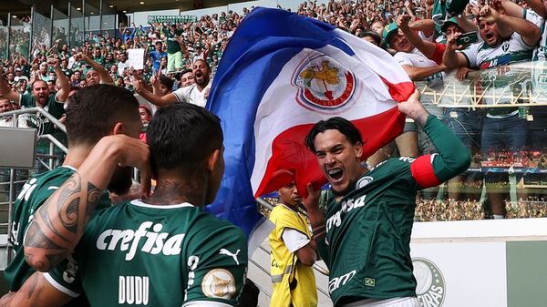 Festejo paraguayo en Brasil con goles de Gómez y Pitta - Fútbol Internacional - ABC Color