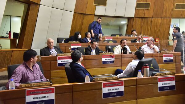 Votos llanistas en disputa por juicio a la fiscala en Diputados