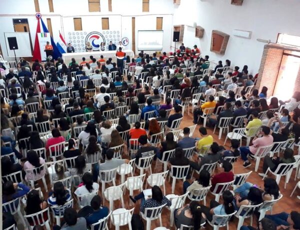 Capacitan en prevención de incendios a más de 1.000 jóvenes de Central