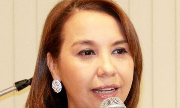 "La corrupción no es delito", índica candidata cartista a senadora - OviedoPress