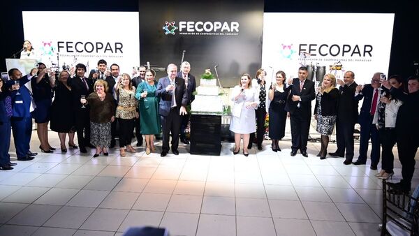 Fecopar cumplió 15 años de compromiso con el cooperativismo  
