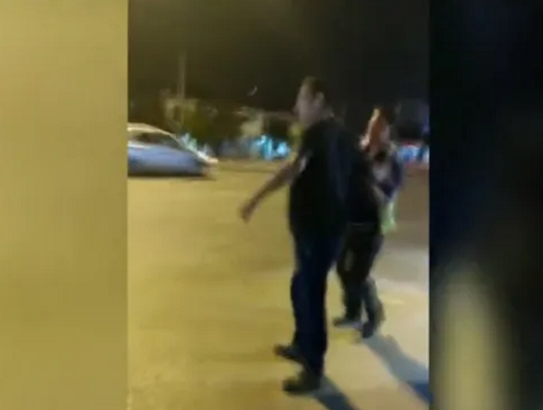 Supuesto policía municipal habría intentado atentar contra comerciante del Mercado 4 · Radio Monumental 1080 AM